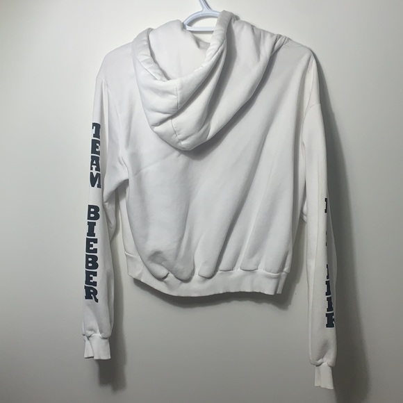 Cropped Hoodie - Picture 2 of 3